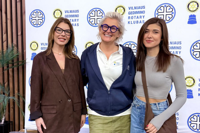 Charity Padel Tournament in Support of Children with Dyslexia Held in Vilnius